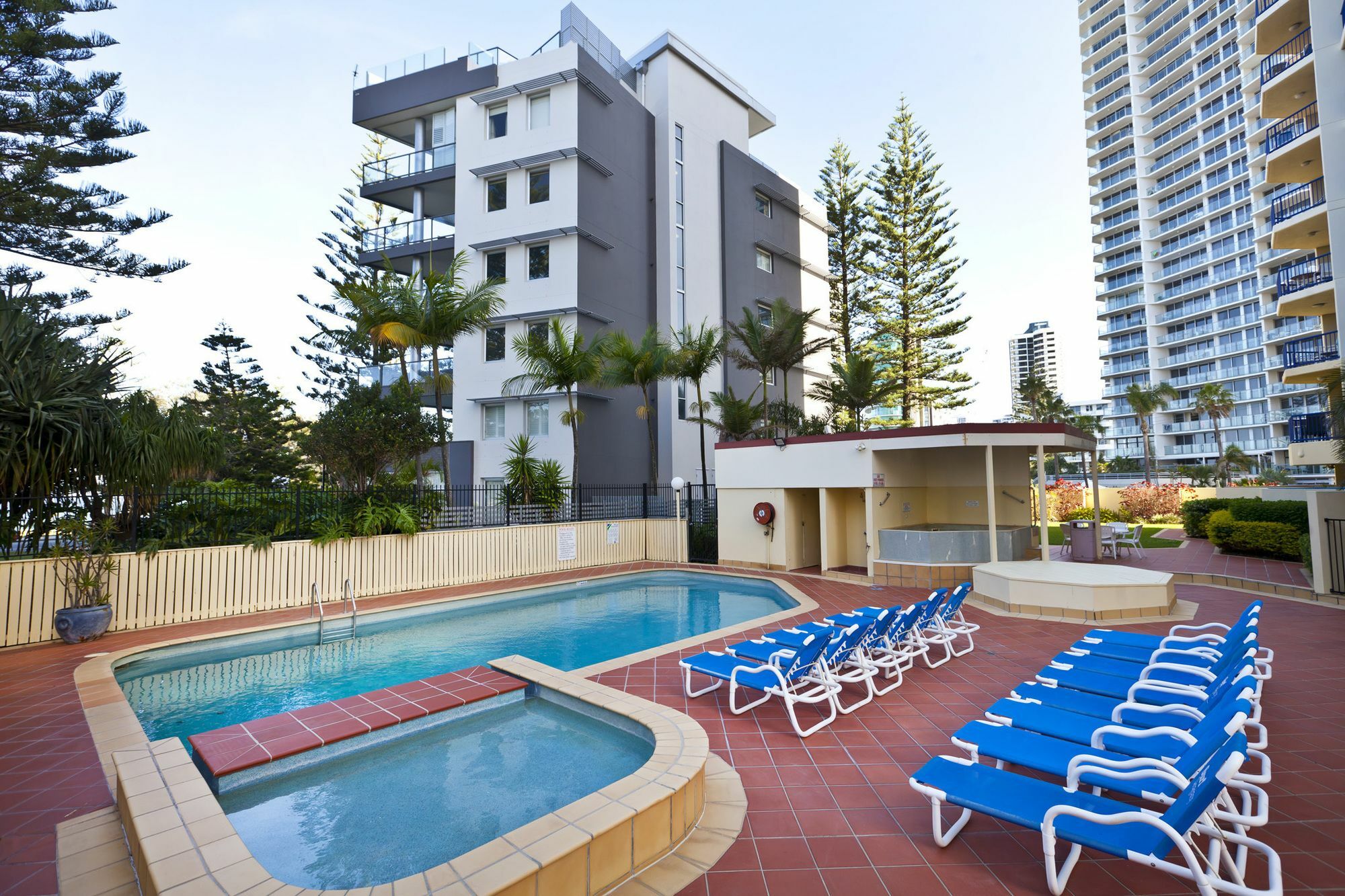 Surf Regency Lejlighedshotel Gold Coast Eksteriør billede