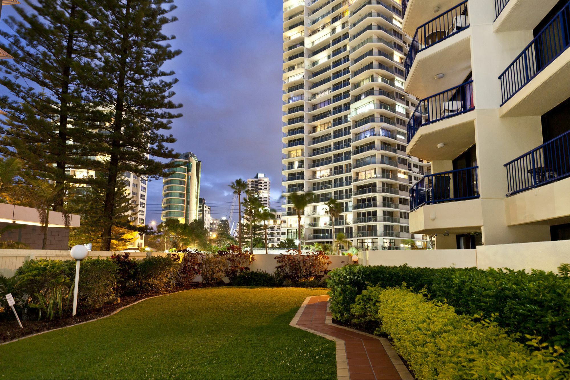 Surf Regency Lejlighedshotel Gold Coast Eksteriør billede